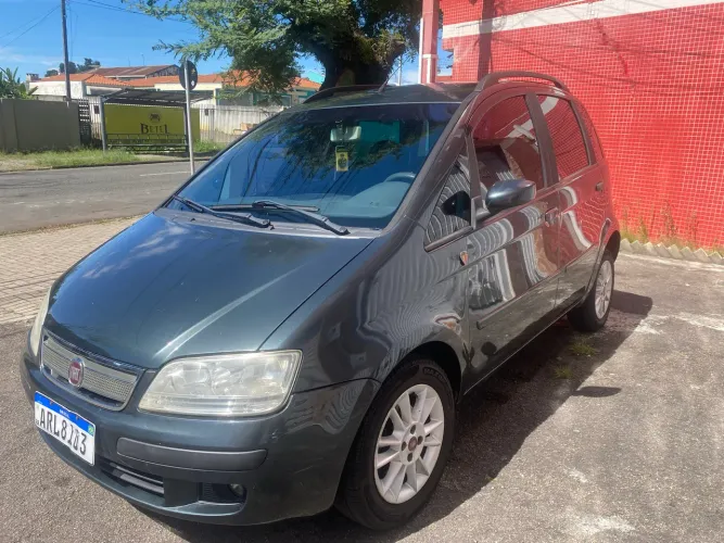 Fiat Idea ELX 1.4 MPI Fire Flex 8V 5P 2010