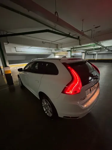 Volvo XC 60 2.0 T5 5P 2015