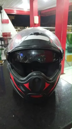 Capacete