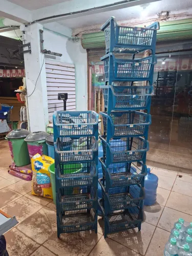 CESTO EXPOSITOR cada unidade 15 reais