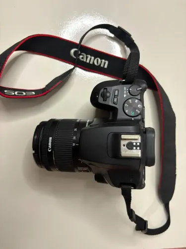 Câmera DSLR Canon EOS Rebel SL3