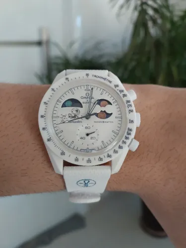 relógio omega swatch moonswatch mission earthphase branco