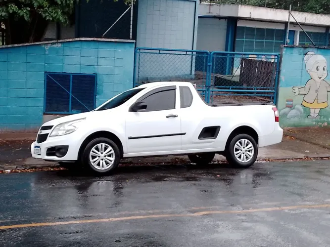 Chevrolet Montana LS 1.4 Econoflex 8V 2P 2012