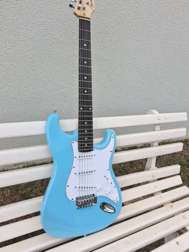 Guitarra Fender
