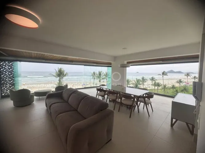 Viva o Melhor do Litoral Paulista em Riviera de São Lourenço: Vista Mar e Pé na Areia