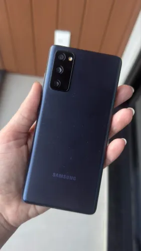 Samsung S20 FE snapdragon
