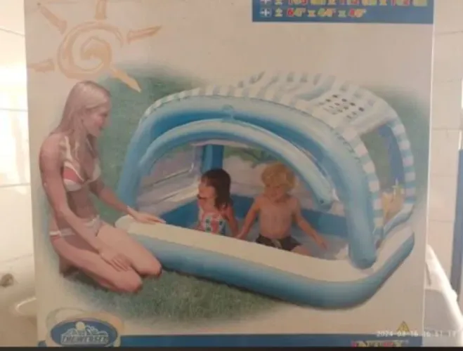 Piscina Inflável Infantil com Cobertura / Sombra Intex