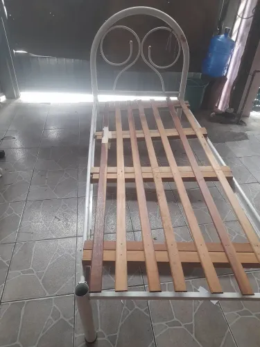 Cama de solteiro 