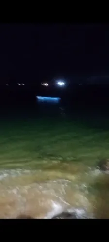 Barco de fibra com motor 