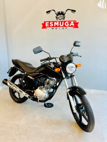 Moto em perfeito estado 