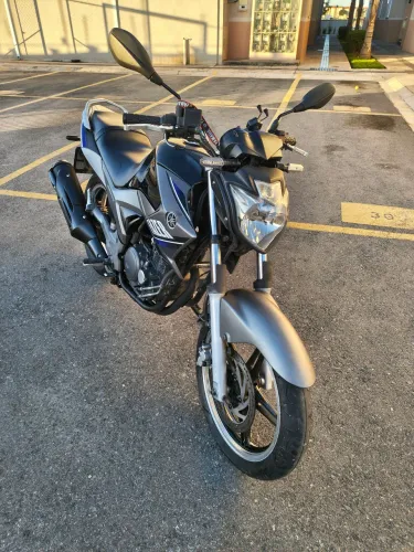Fazer 250 2015
