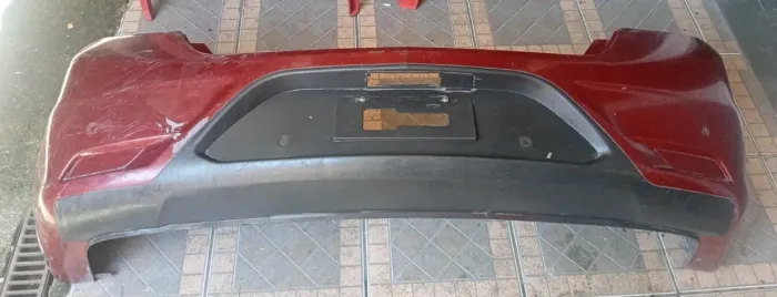 Para-choque traseiro Chevrolet prisma 17/19 com detalhe
