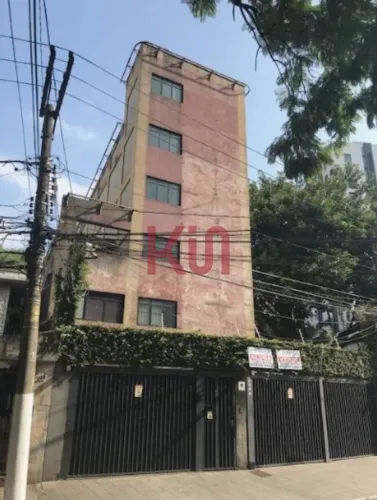Ponto Comercial de Alto Padrão em São Paulo-SP, 10 salas, 10 banheiros, 19 vagas de garage