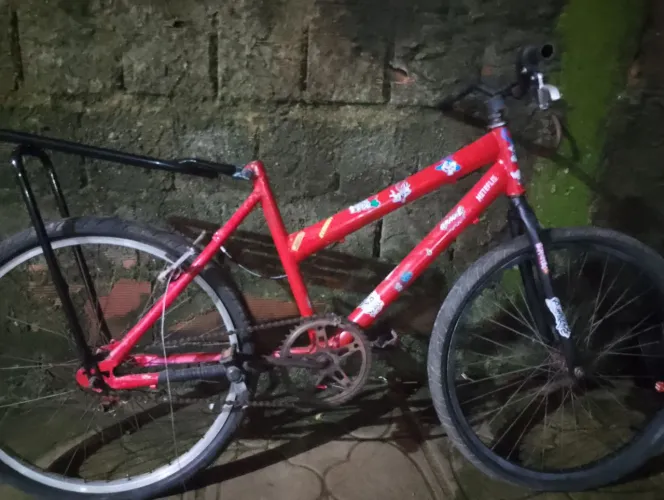 Vende-se uma bicicleta aro 20 valor 230