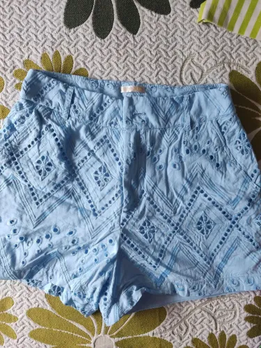 Short rosa fina