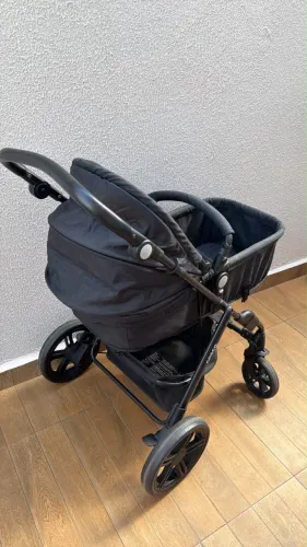 Vendo carrinho de bebê system poppy preto mescla com bebê conforto Cosco