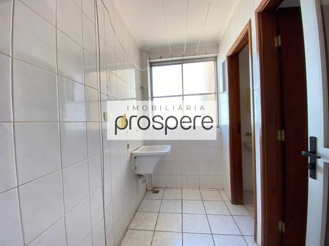 Apartamento para Locação em Presidente Prudente, Parque São Matheus, 3 dormitórios, 1 suít