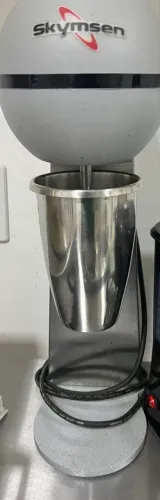 Batedor de milk-shake skymisen em 220 