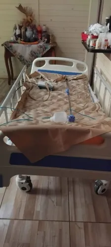 Cama hospitalar dellamed + colchão pneumático
