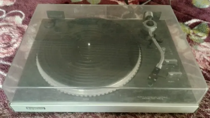 Toca Discos Gradiente Dd100q (Usado)