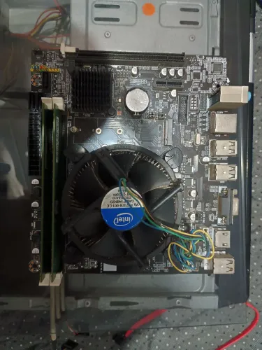 Kit Intel Core i3-3240 + Placa-Mãe H61 M.2 + 4GB RAM + Cooler