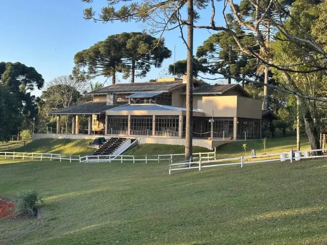 Chácara à Venda 60.000 m² em Contenda