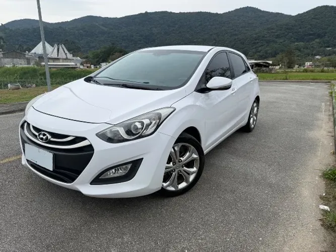 Hyundai I30 1.8 16V Aut. 5P 2015