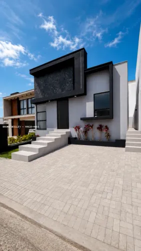 Casa em Condomínio para Venda em Campina Grande, Avenida Floriano Peixoto, 3 dormitórios,