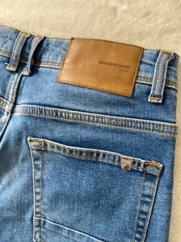 Calça ZARA Premium Denim Regular Fit - TAM 38 [NOVA/NUNCA USADA]