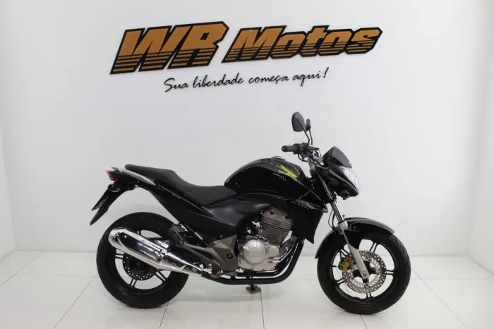 HONDA CB 300R