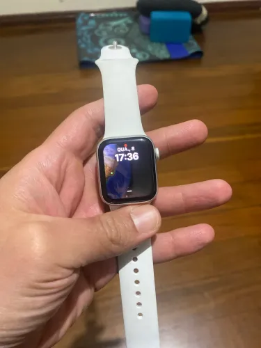Apple Watch SE 2ª Geração 40mm GPS Prata/Branco | Bateria 93% | Original Apple