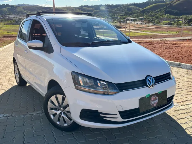 Volkswagen Fox Trendline 1.6 Flex 8V 5P 2015