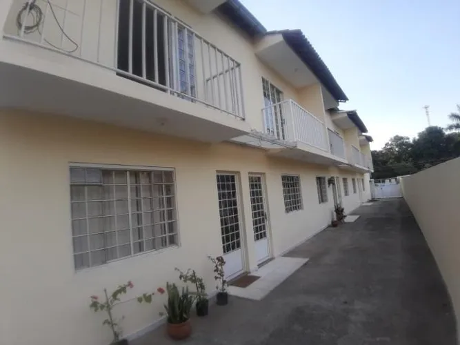 Casas para locação com 2 quartos com 80m2 / KM32 - Nova Iguaçu. Local muito tranquilo.