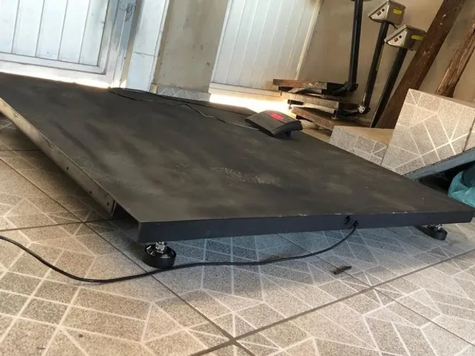 Balança Eletronica 3.000 kg plataforma 1,20x1,20