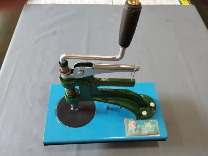 Furadeira manual Antiga