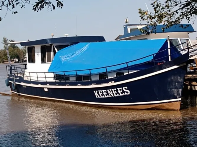Trawler em aço com 48 pés