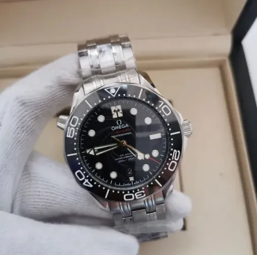 Relógio Omega Seamaster 007 James Bond