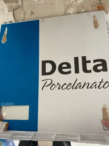 Porcelanato Delta 70x70 