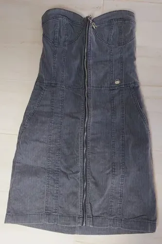 Vestido jeans recruta N.40 só 35 reais