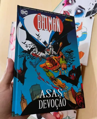 Batman asas e devoção, panini, capa dura, nova.