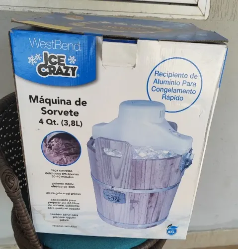 Máquina de fazer sorvete 3.8L a base de gelo