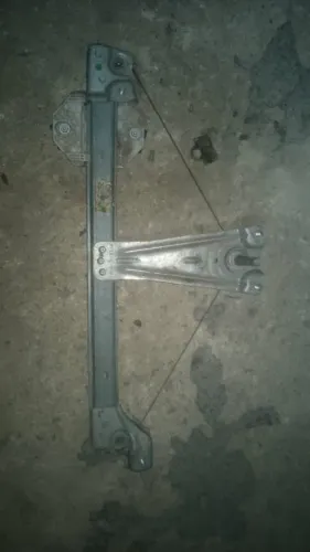 Elevador Manual do Vidro Traseiro Esquerdo Renault Logan 2020