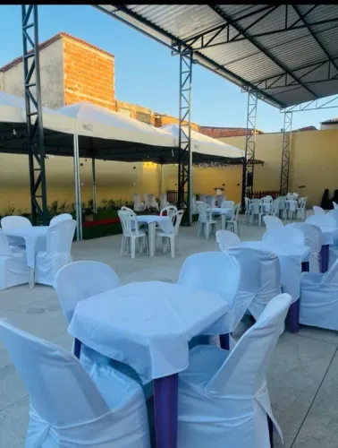 Locação conj mesa, freezer, capas, toalhas