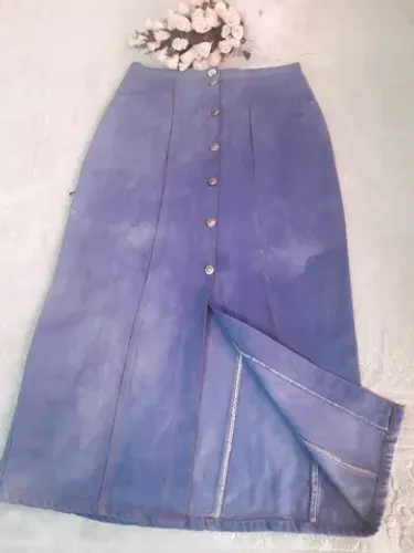 Saia Longa Feminina Básica de Jeans