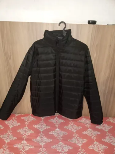 Jaqueta puffer preta