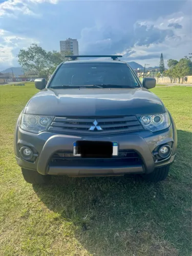 Mitsubishi Pajero Outdoor 3.2 4X4 T.i. Dies.5p Aut. 2018