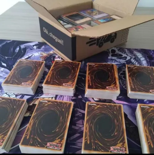 800 Cartas originais de Yu-Gi-Oh