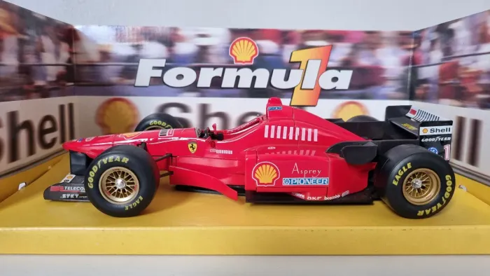 Miniatura Ferrari Fórmula 1 Maisto 1999