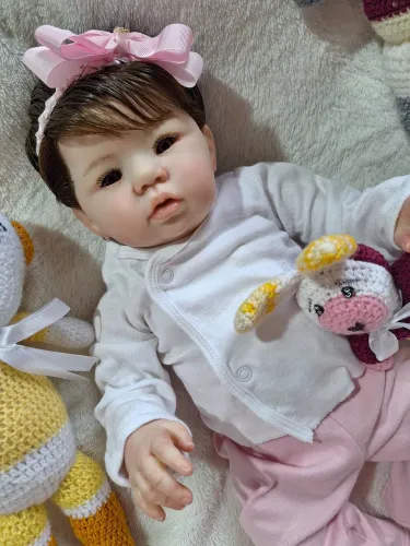 Boneca realista bebê reborn 