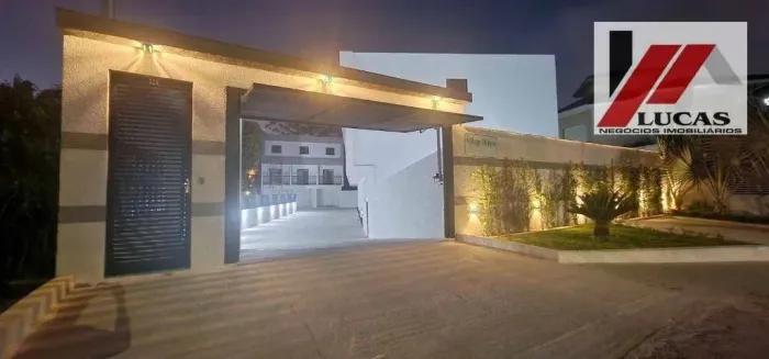 Casa triplex a venda em condomínio, Cotia